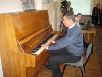 Марат Сутюшев